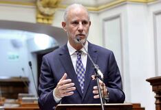 Cancillería pide a funcionarios venezolanos que abandonen el Perú