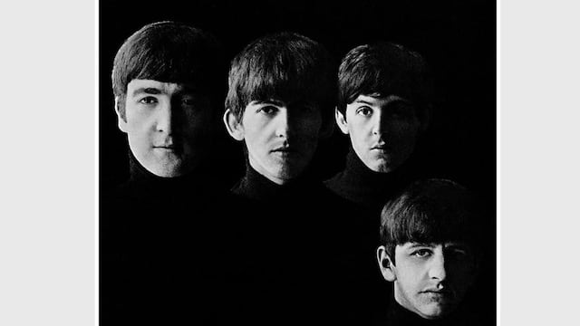 Subastan el contrato que The Beatles firmó con el hombre que los llevó al estrellato