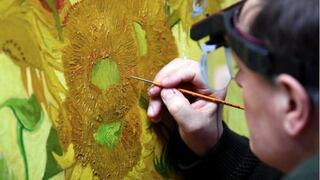 Frágiles a los 130 años, los girasoles de Van Gogh se quedarán en casa a partir de ahora