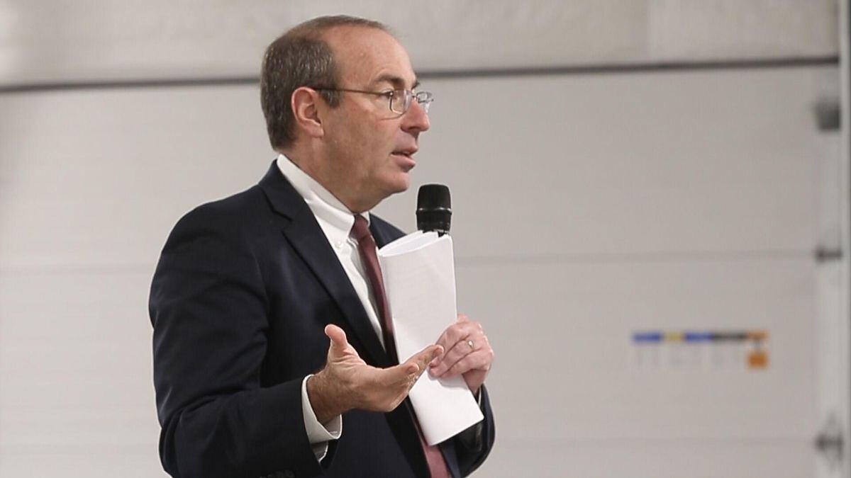 “Si usted cree, como yo, que la inflación va a ser más persistente de lo que me gustaría que fuera, entonces creo que hablar de reducir las tasas en este momento es prematuro”, dijo. (Foto: difusión)