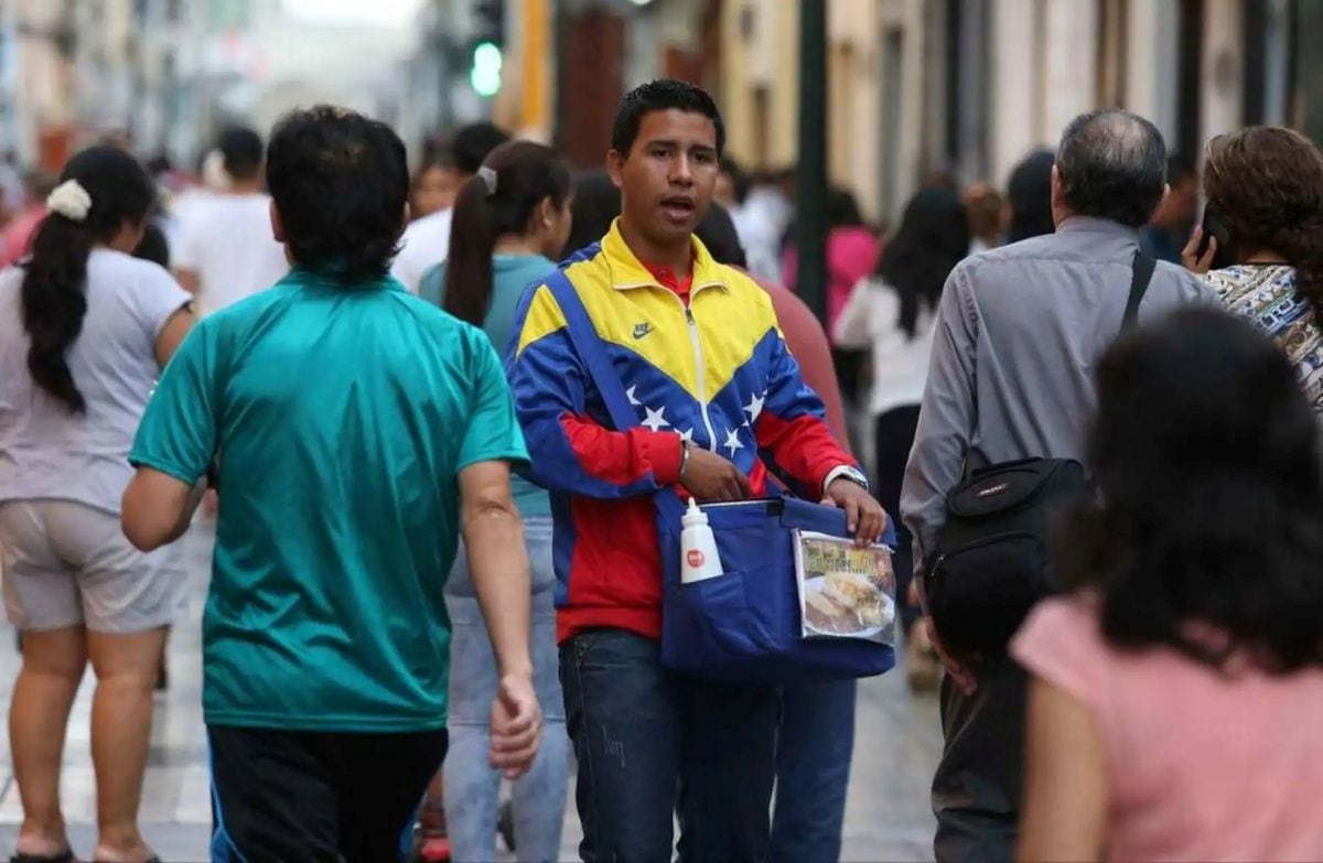 La ENAHOPV 2024 del INEI revela que el 28.1% de la población venezolana residente en el Perú se encuentra en situación de pobreza monetaria. Foto: Andina.