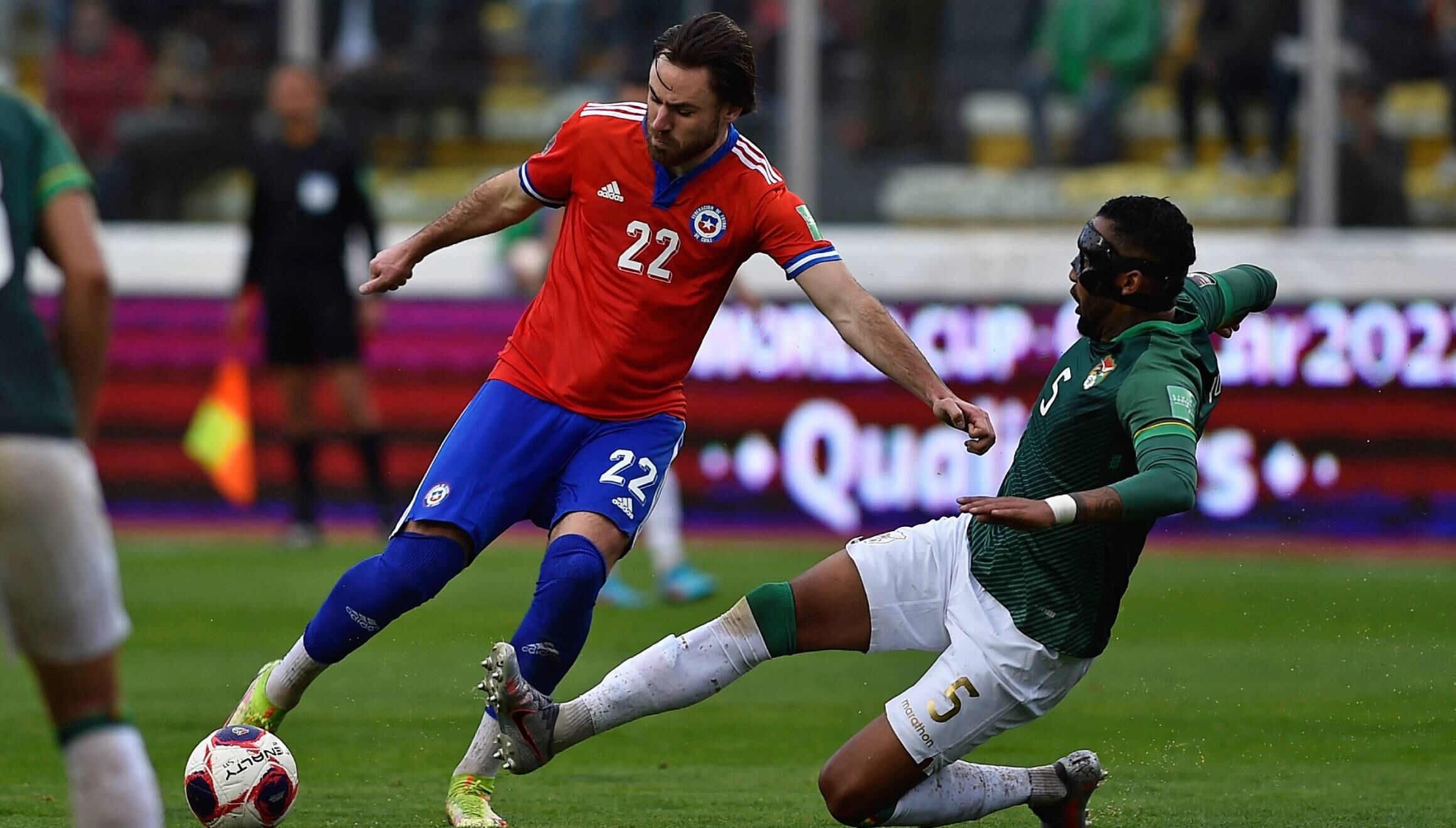 Cobertura oficial de ESPN Chile EN VIVO para seguir el partido de La Roja ante su similar de Bolivia este martes 10 de septiembre por la fecha 8 de las Eliminatorias 2026. (Foto: Jorge BERNAL / AFP)