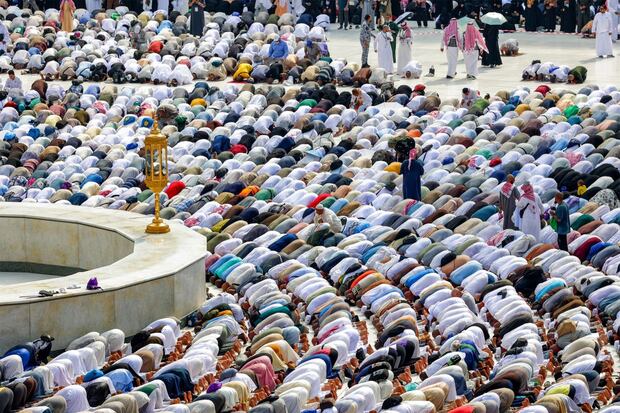 Muslim pilgrims pray around the Kaaba, Islam's holiest shrine, at the Grand Mosque in the holy city of Mecca on June 18, 2024 at the end of the annual hajj pilgrimage.  (AFP Photo)