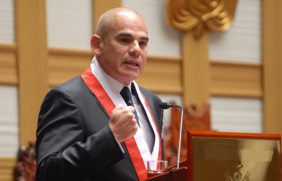 El primer ministro Ernesto Álvarez.