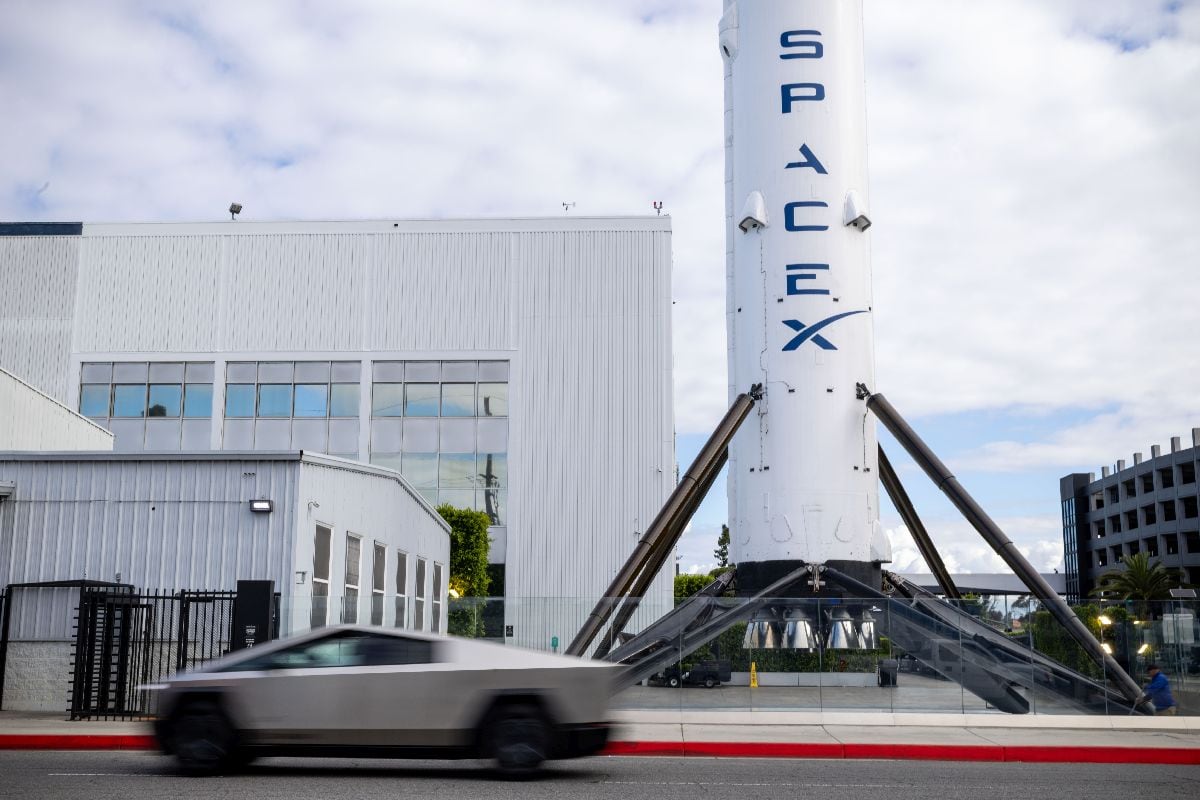 Instalaciones de SpaceX en Hawthorne, California.