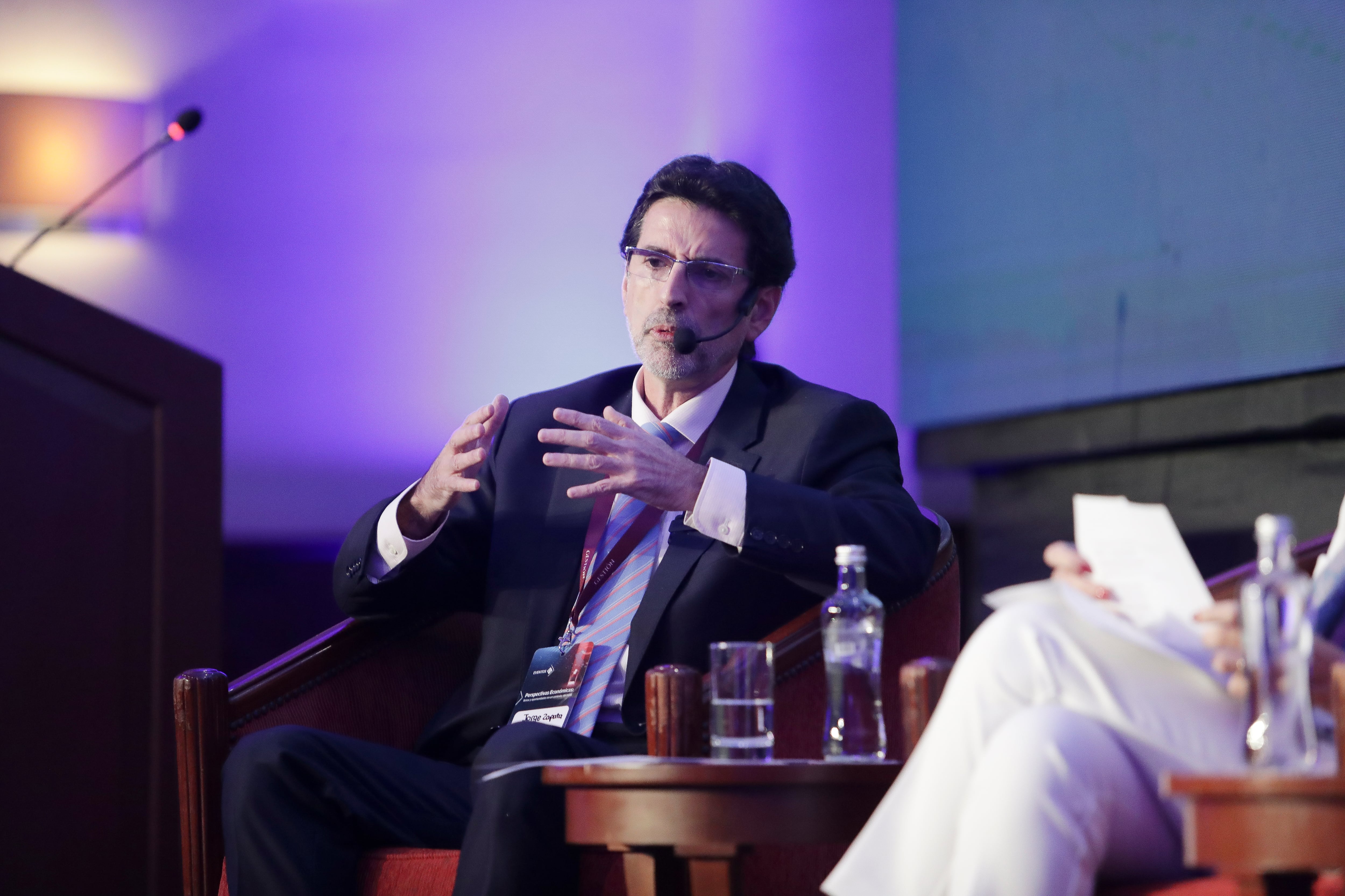 Cuando pase la tormenta electoral, el Perú tiene un gran potencial para que las inversiones probablemente vayan a subir, señaló Jorge Zapata, presidente de Confiep.
(Foto: Julio Reaño/@photo.gec)