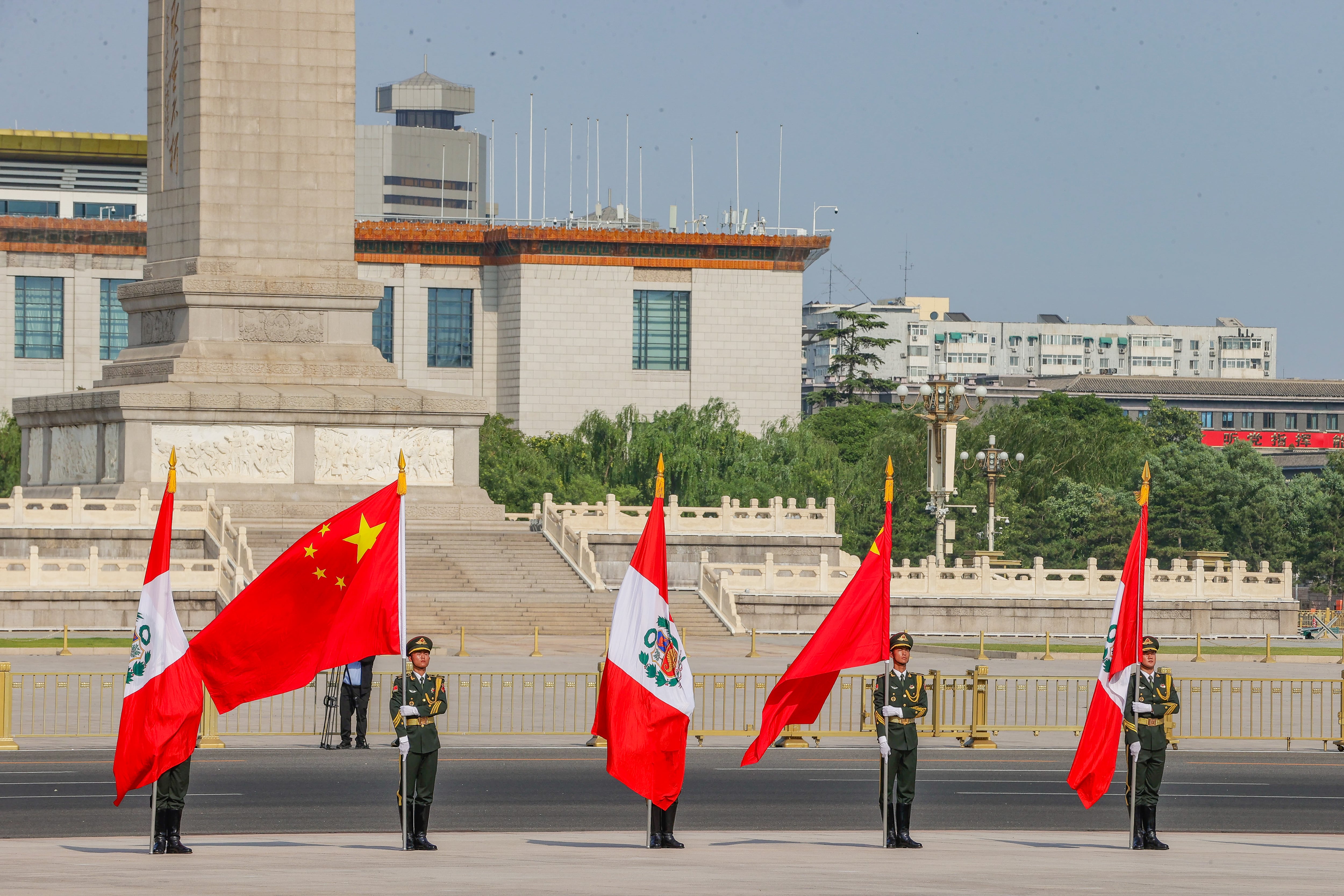 Sobre el TLC optimizado, Yao Ming, funcionario de la Embajada de China en Perú, destacó que este trasciende el comercio tradicional y abre espacios para otros tipos de intercambio entre ambas naciones. (Foto: Presidencia del Perú).