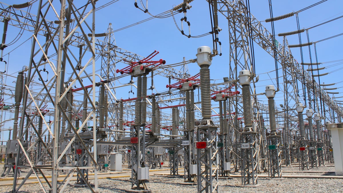 Congestión eléctrica “pasa factura”: este mes suben tarifas de luz y se temen protestas