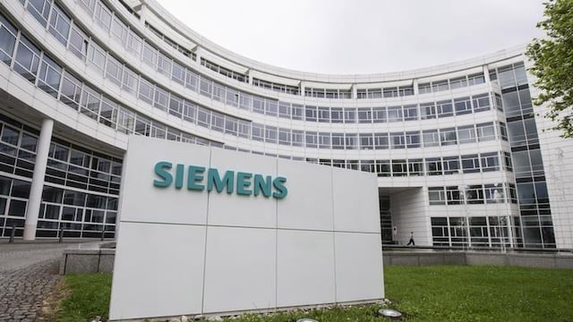 Compañía Siemens despedirá 20,000 personas para reducir costos