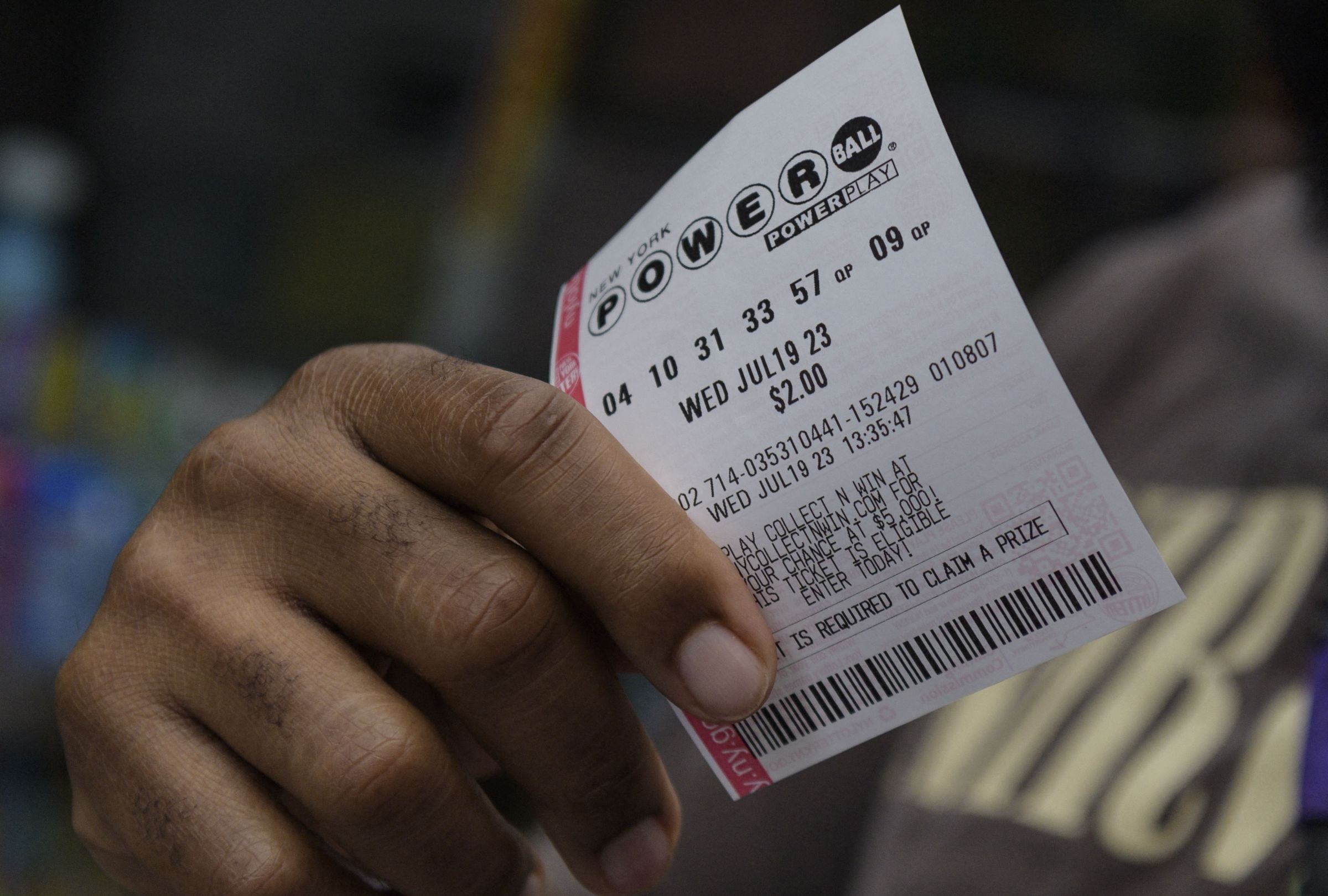 Revisa esta nota para que descubras quién ganó el Powerball hoy, miércoles 29 de abril, en EE.UU. (Foto: ANGELA WEISS / AFP)
