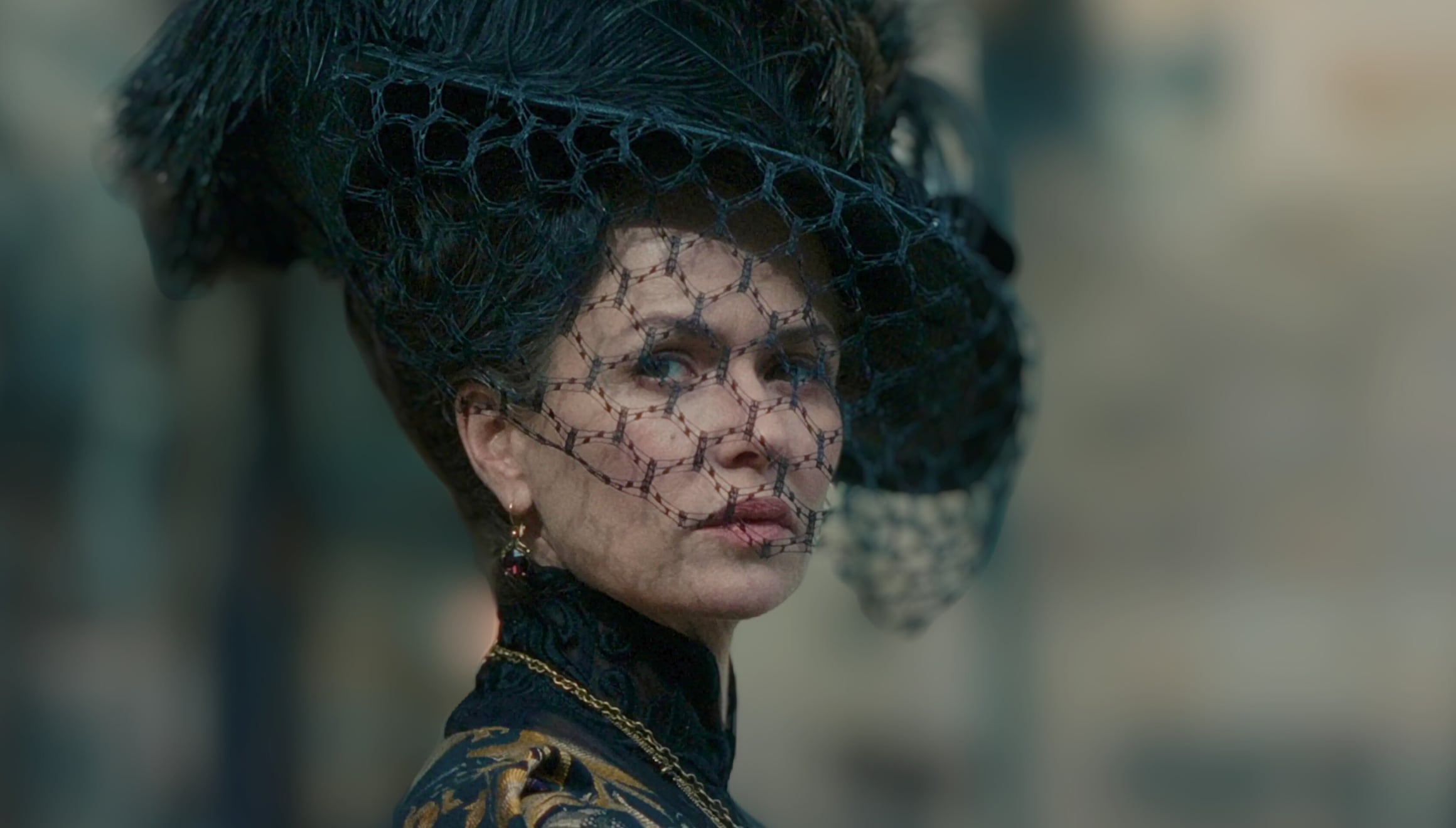 Melika Foroutan es la actriz que interpreta a la archiduquesa Sofía de Austria en la serie "La emperatriz" (Foto: Netflix)