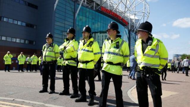 Paquete sospechoso en estadio Manchester United era dispositivo de entrenamiento
