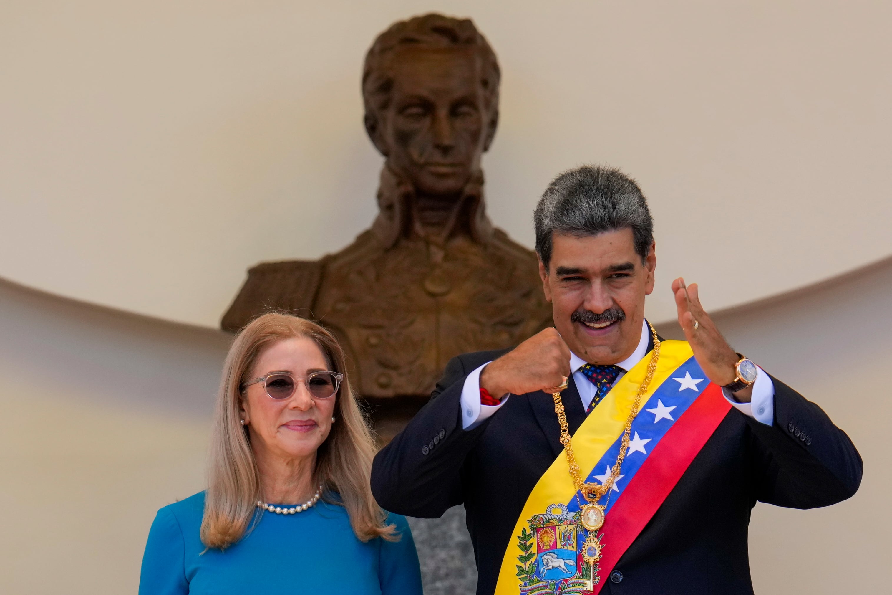 Nicolás Maduro y su esposa.(Foto: AP)