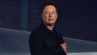 Elon Musk pone a la venta shorts para los detractores de Tesla