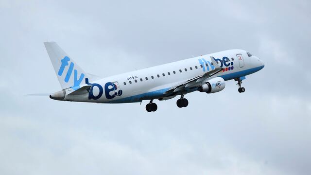 Británica Flybe anuncia cese de actividades y cancela todos sus vuelos  