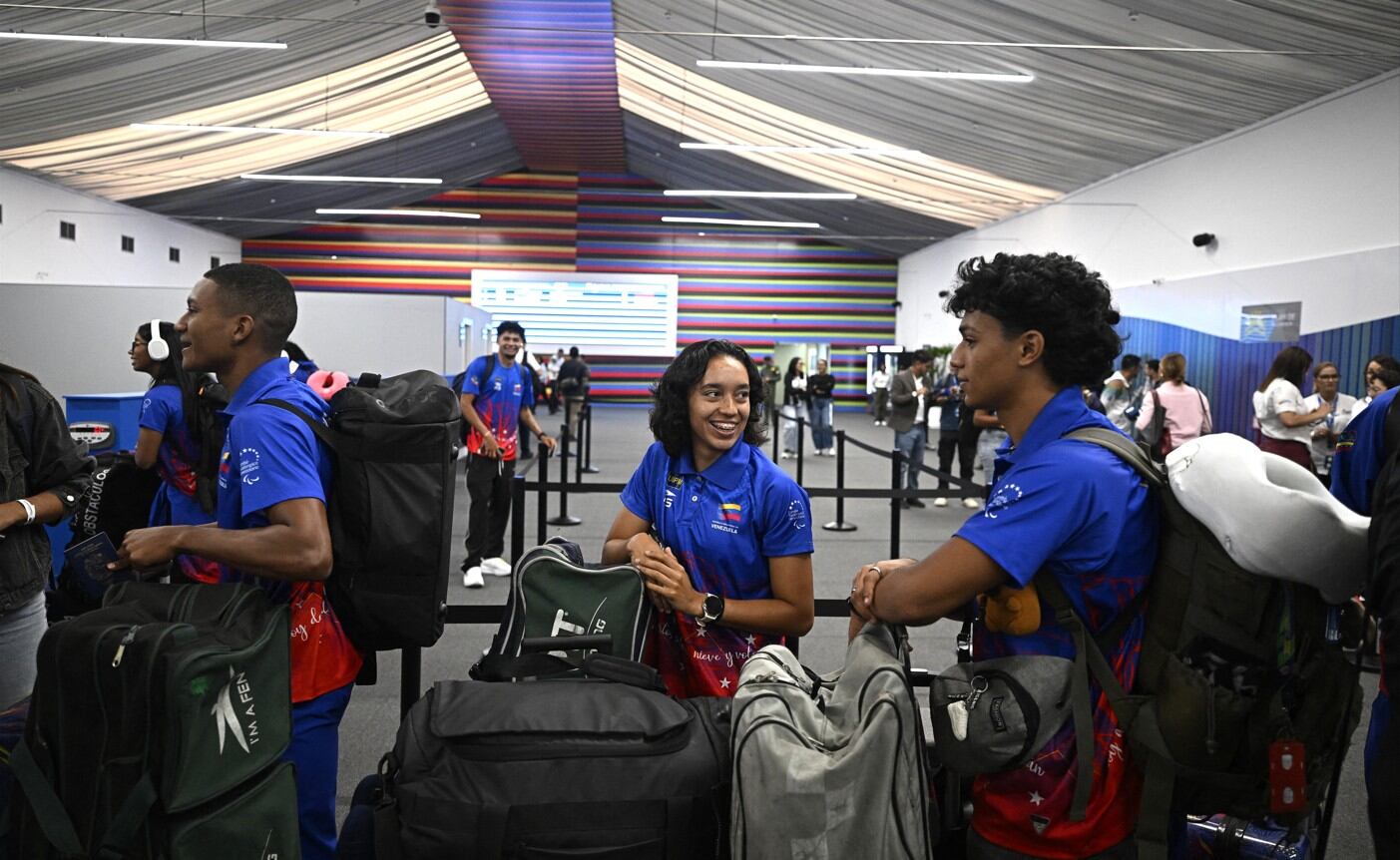 Aeropuerto de Caracas, Venezuela, tras terremoto. (Foto AFP)