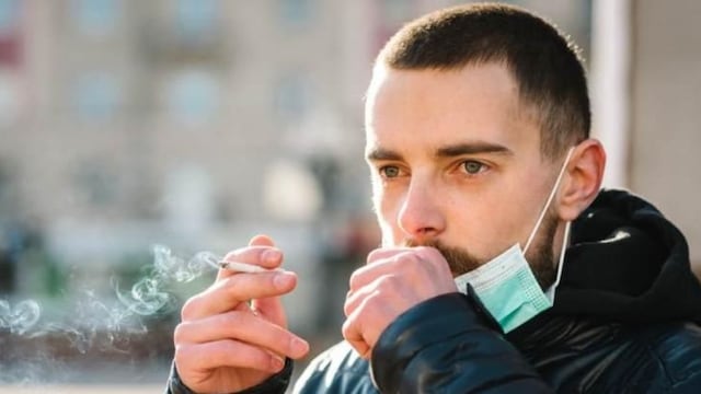 En una generación más podría no haber fumadores, según analistas