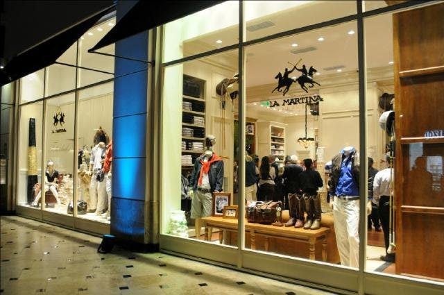 En 2023, La Martina anunció un plan global a 10 años para relanzar la marca, con foco en tres grandes mercados: India, China y Brasil.