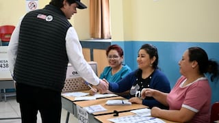 Embajador de EE.UU supervisó proceso electoral