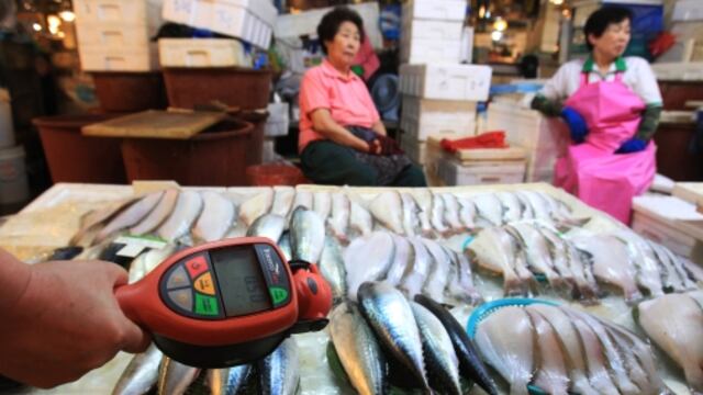 Corea del Sur prohíbe más productos pesqueros japoneses
