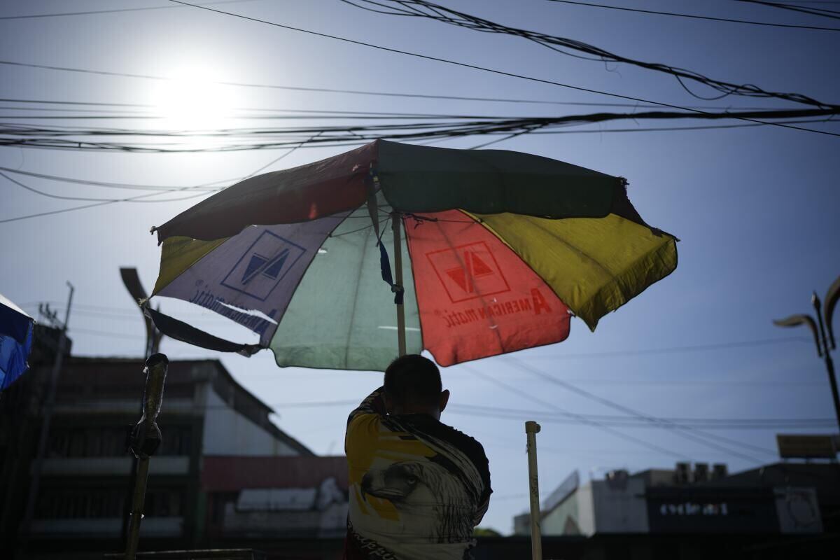 En Filipinas, los científicos encontraron que el calor fue tan intenso que no hubiera podido ocurrir sin un cambio climático ocasionado por el hombre (Foto: AP)