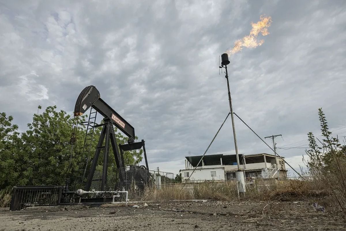 Las exportaciones petroleras de Venezuela alcanzaron 1.25 millones de barriles diarios, el mayor volumen reportado en siete años. Foto: EFE/ Henry Chirinos