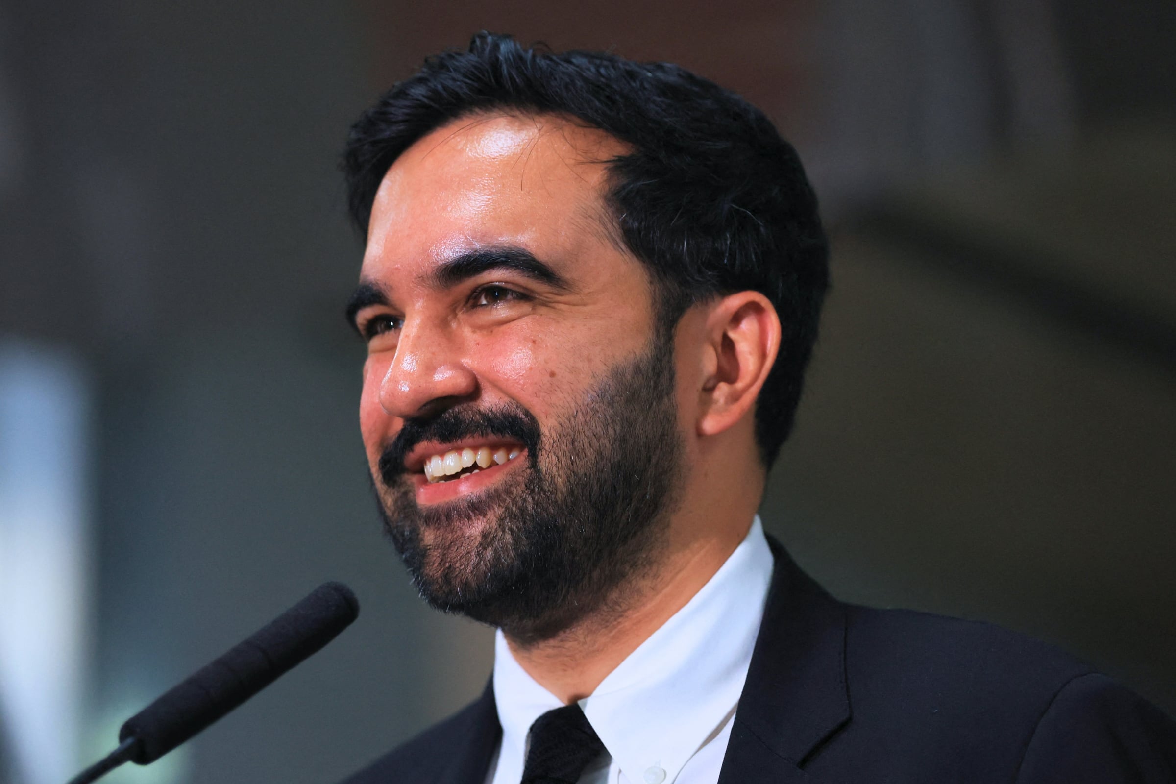 El alcalde Zohran Mamdani dio la buena nueva sobre los baños públicos, pero el detalle del tiempo límite fue protagonista de muchos titulares (Foto: AFP)
