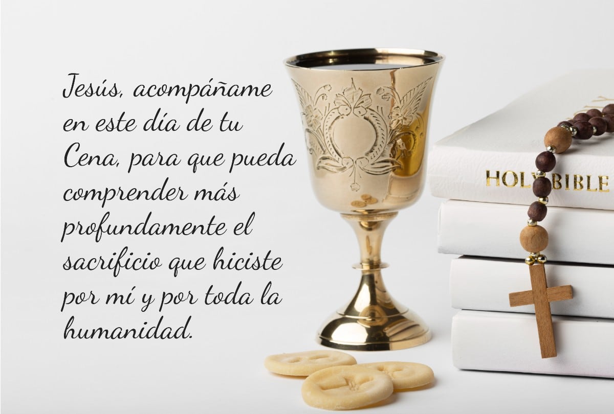 Durante el Jueves Santo 2026, es momento de reflexión, adoración y gratitud por el sacrificio de Jesús. | Crédito: Composición Gestión Mix / Freepik
