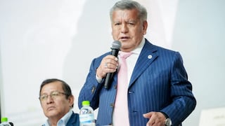 César Acuña anuncia que demandará por difamación a Fernando Olivera