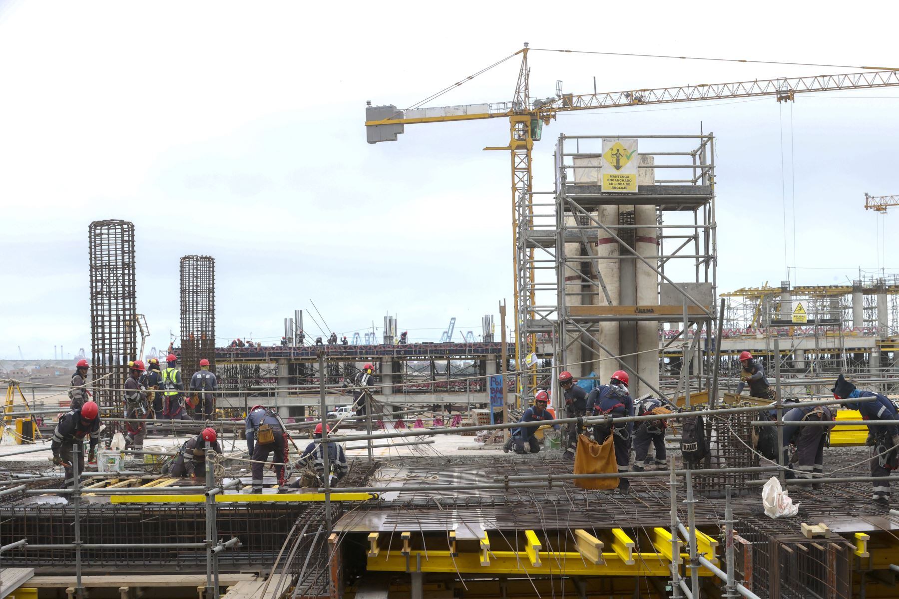 La inversión privada, en el cuarto trimestre del 2025, mantuvo un ritmo elevado al registrar una expansión de 10.1% interanual. (Fuente: Andina)