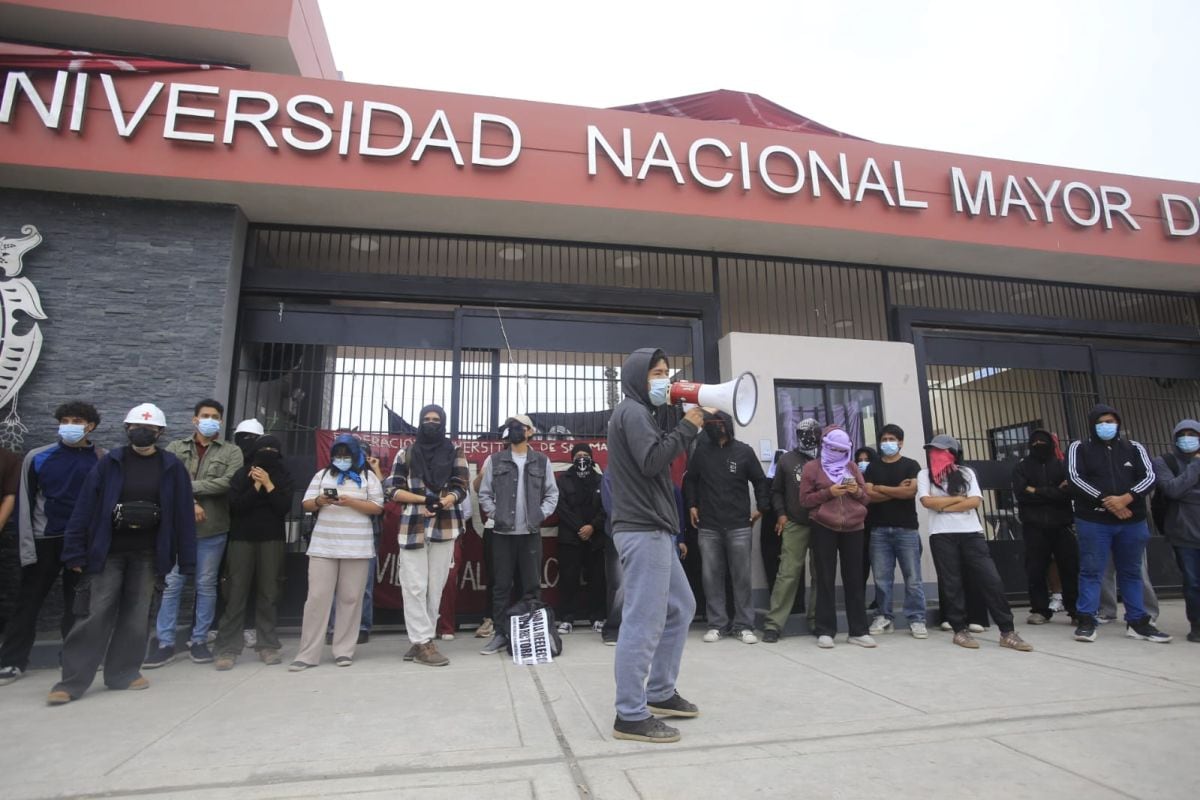 La Universidad Nacional Mayor de San Marcos continúa tomada por un grupo de estudiantes. Ya van una semana desde que iniciaron esta medida. Fotos: Jessica Vicente / @photo.gec