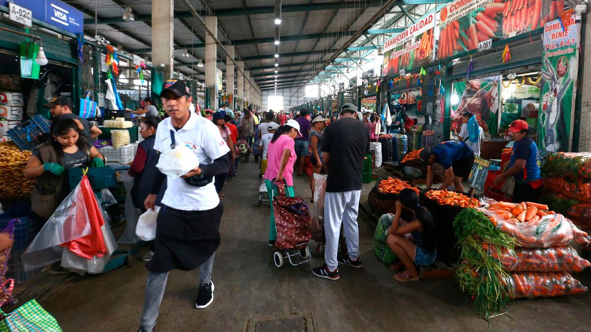 Nos falta agregar los problemas climáticos como el fenómeno El Niño que ha paralizado recientemente nuestra logística a nivel nacional. | Foto: Andina