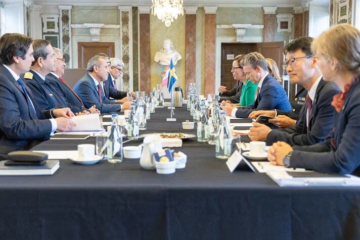 Los ministros de Defensa y Relaciones Exteriores del Perú se reunieron con sus pares de Suecia. Foto: Gobierno de Suecia.