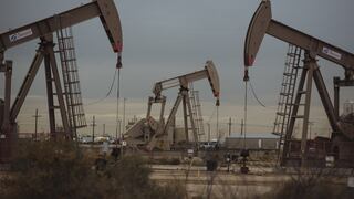 The Economist: Alza de precios del petróleo podría impedir una recuperación económica mundial