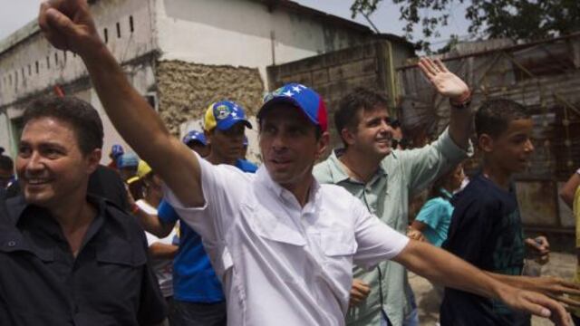 Capriles: Hugo Chávez se cree Dios y por eso va a perder