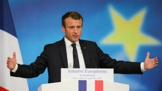 Macron propone crear una fuerza militar europea de aquí a 2020
