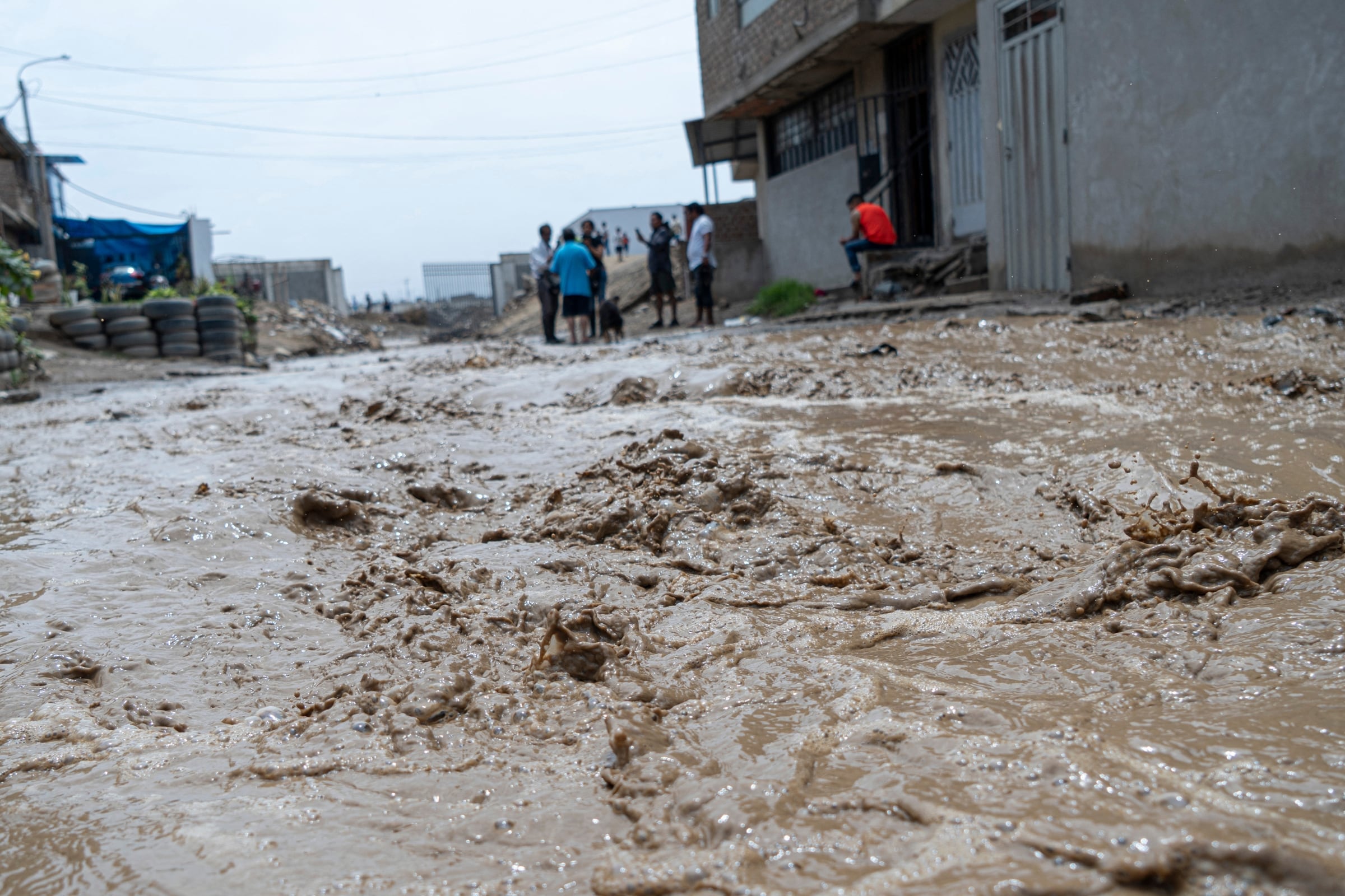 Las lluvias ocasionarían que el caudal de los ríos crezcan y den paso a desbordamientos. (Crédito: Steffano Palomino / AFP)
