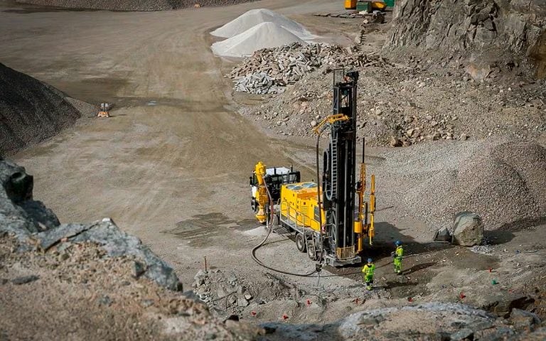 Los resultados en Esperanza corresponden a una parte del programa de exploración, mientras continúan los análisis de las demás trincheras y la revisión geológica del proyecto. (Foto: difusión).