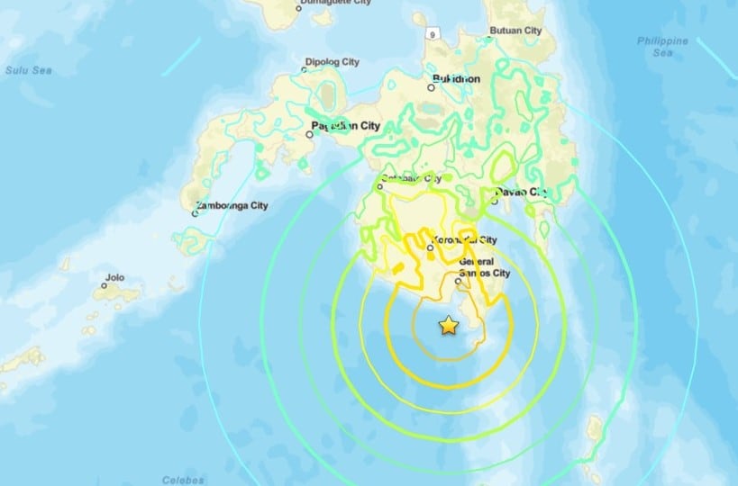 Terremoto en Filipinas de magnitud 7,8 con alerta de tsunami en esa parte del mundo. (USGS).