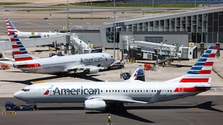 American Airlines se pronuncia sobre especulaciones de fusión con United