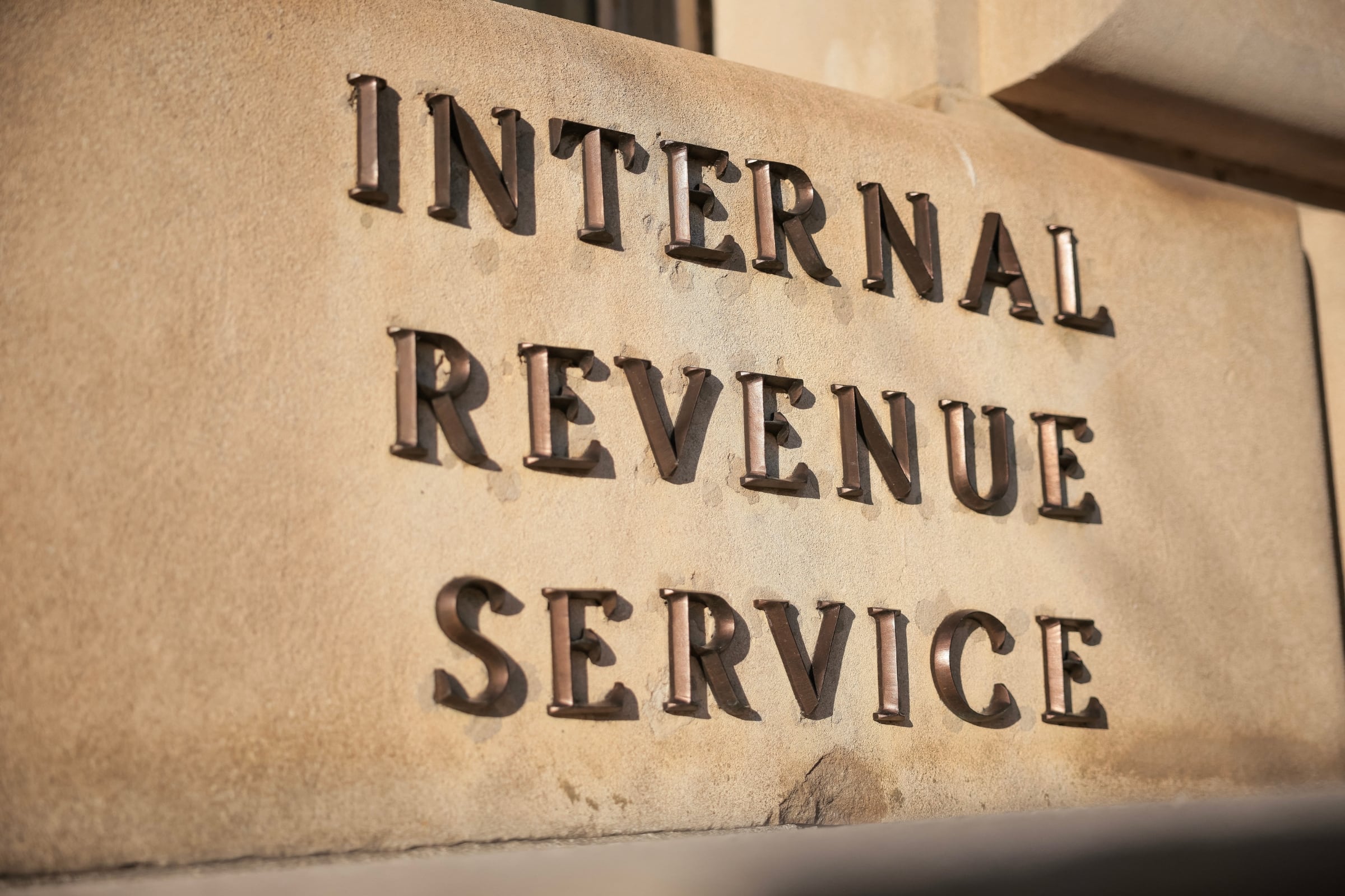 El IRS está entrando en su recta final de recepción de declaraciones de impuestos (Foto: AFP)