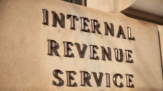 El alivio no será para todos en EE.UU.: los estados donde el IRS seguirá cobrando impuestos por propinas y horas extra