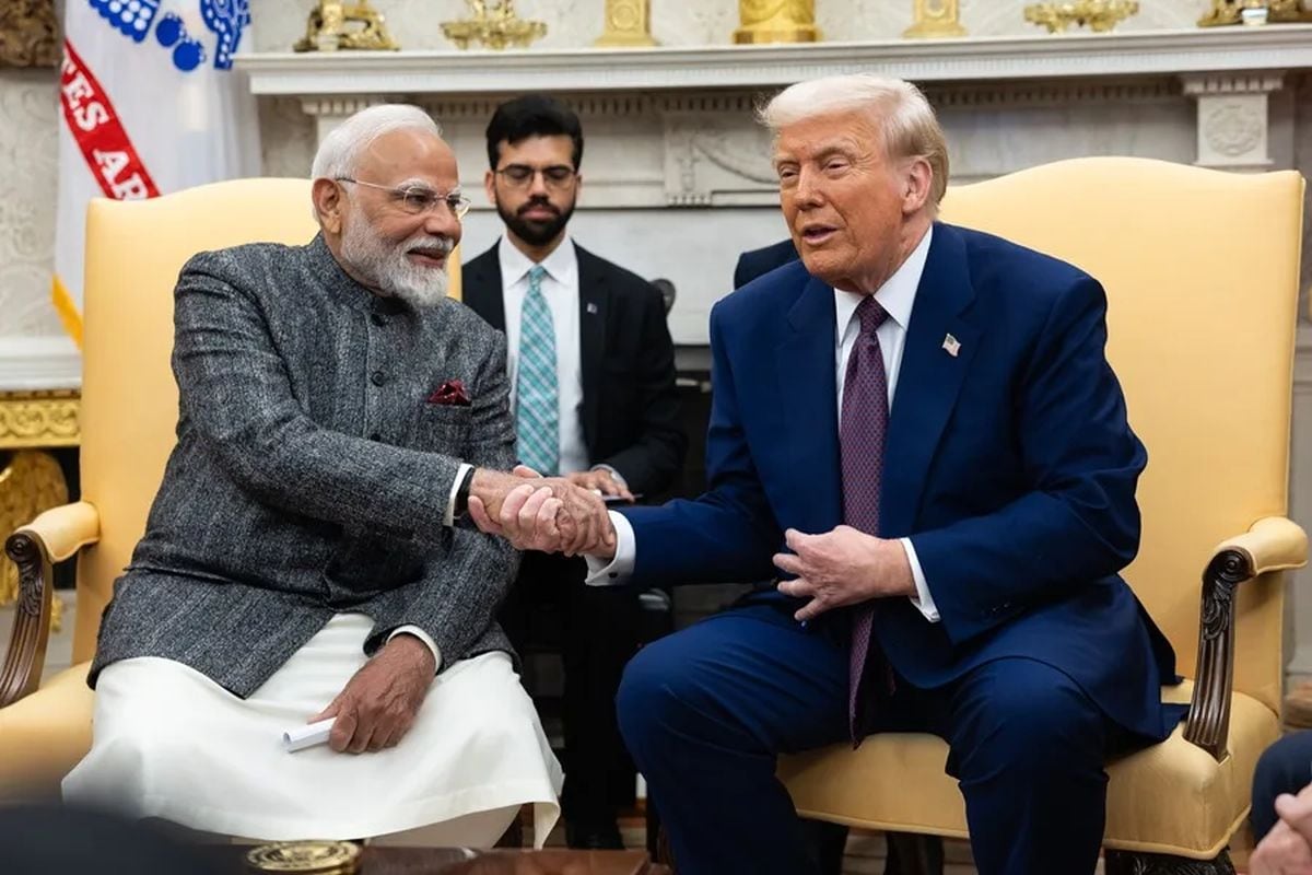 Fotografía de archivo del presidente de Estados Unidos, Donald Trump (d), junto al primer ministro de India, Narendra Modi (i). Foto: EFE/Francis Chung/Pool