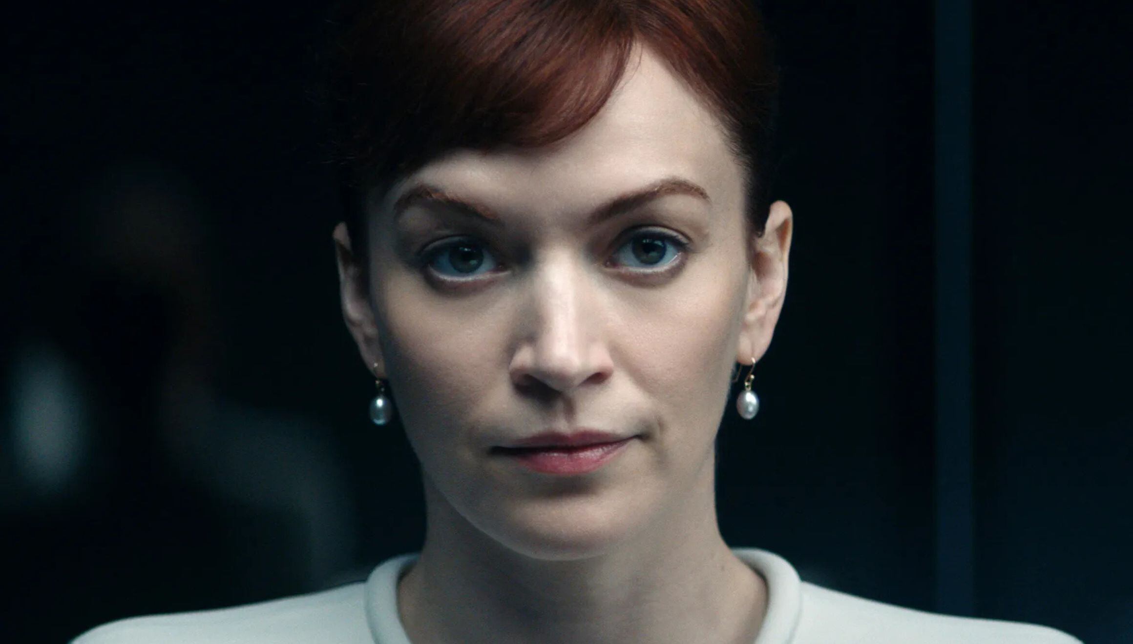 La actriz estadounidense Britt Lower como Helly Riggs en una escena de la serie “Severance” (Foto: Apple TV+)