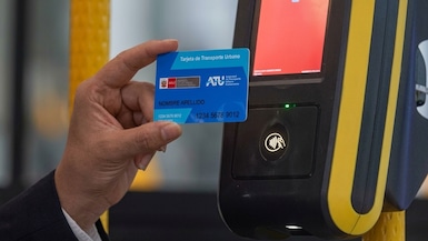 ATU impulsa tarjeta interoperable en lineas de transporte de Lima. Foto: ATU