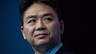 La historia detrás del arresto de multimillonario CEO chino en EE.UU.