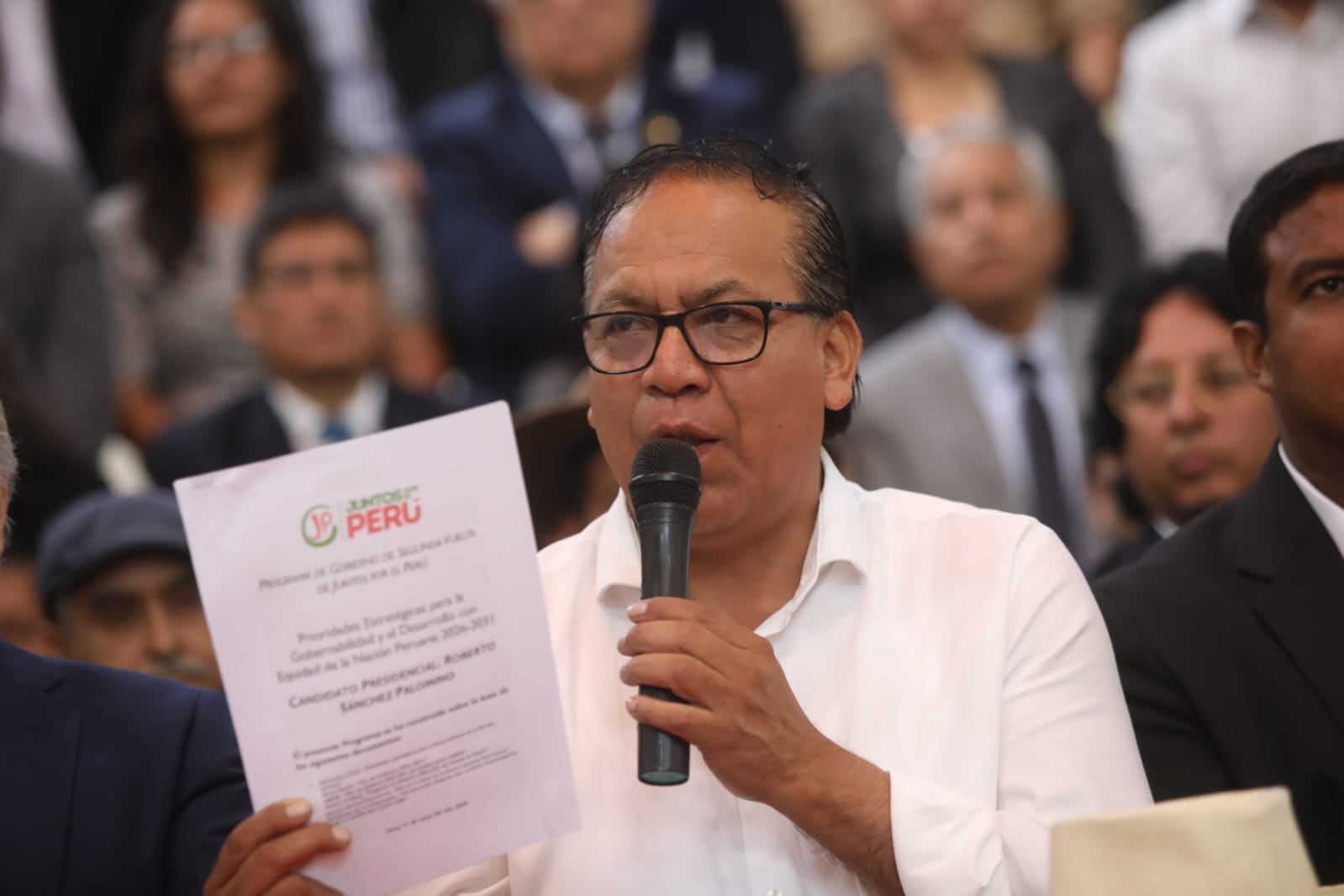 Roberto Sánchez busca la presidencia del Perú con Juntos por el Perú. | GEC