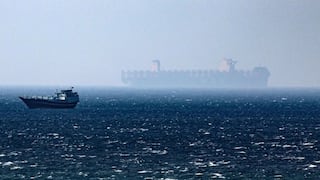 FMI y BM advierten sobre escasez de petróleo si el estrecho de Ormuz permanece cerrado