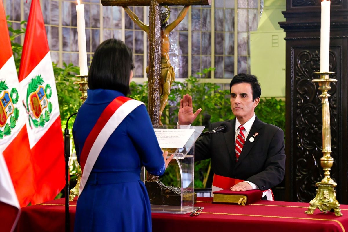 El escritor afirmó que la designación de Carlos Espá se ajusta a las prácticas internacionales en materia de política exterior. Foto: Presidencia.