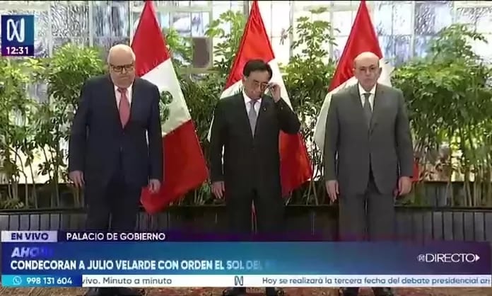 Velarde destacó que este reconocimiento es el resultado del trabajo del equipo del BCR y subrayó el carácter meritocrático y la autonomía de la institución. Foto: Canal N